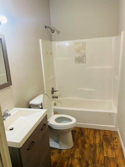 More Photos Of 380 Jumbo Rd, Melbourne Multifamily For Sale