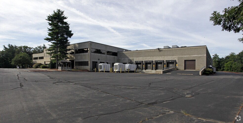 More Photos Of 5 Omni Way, Chelmsford Flex For Lease