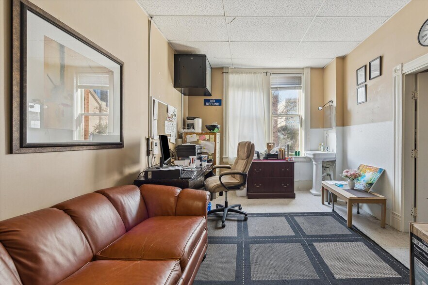 More Photos Of 417 San Jacinto St, Houston Specialty For Sale