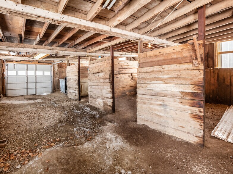 More Photos Of 7106 Columbus Rd, Centerburg Light Manufacturing For Sale