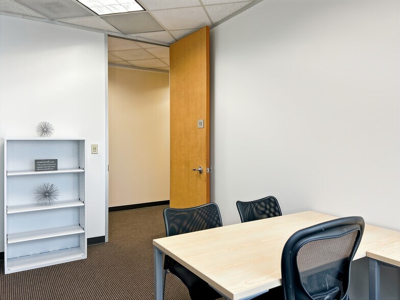 More Photos Of 1400 Broadfield Blvd, Houston Coworking Space