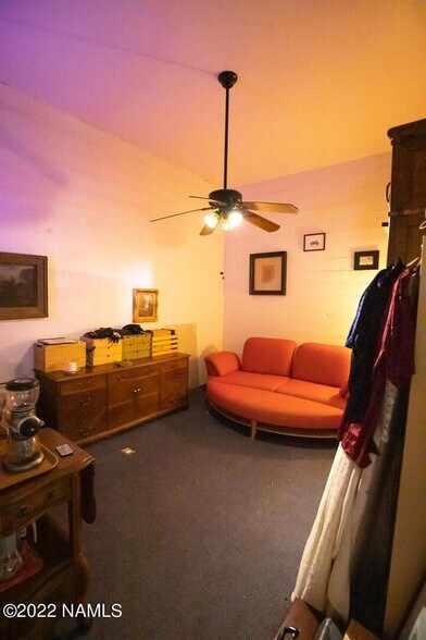 More Photos Of 213 N Kinsley Ave, Winslow Storefront For Sale