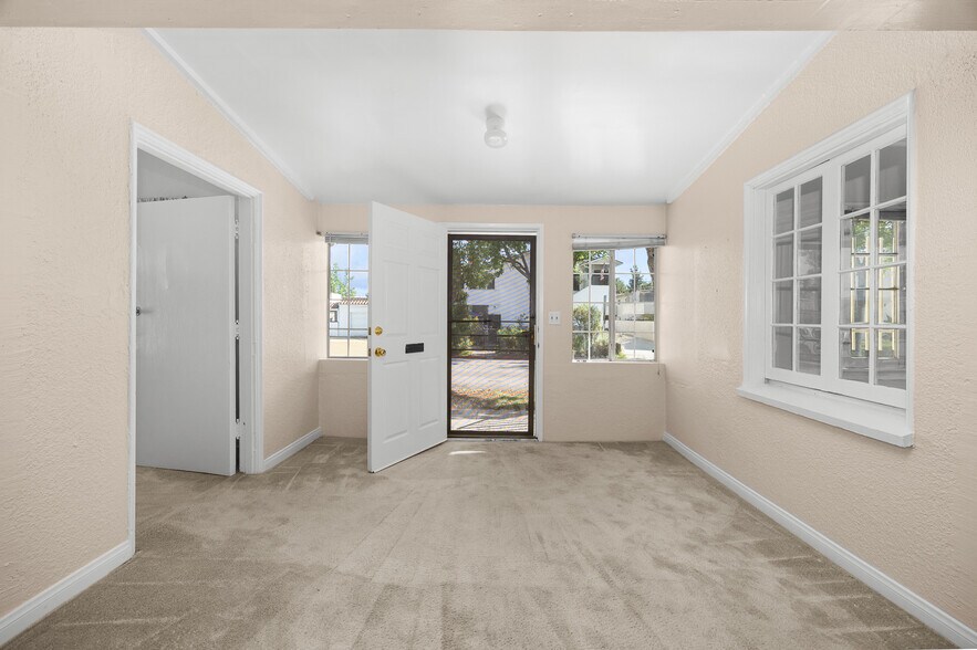 More Photos Of 1721 S 9th St, Alhambra Apartments For Sale