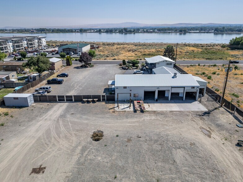 Primary Photo Of 2331 W A St, Pasco Distribution For Lease