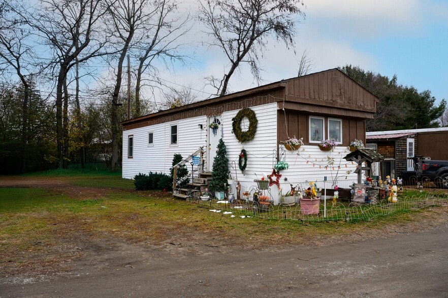 More Photos Of Keeseville NY 12944, Keeseville Manufactured Housing Mobile Home Park For Sale