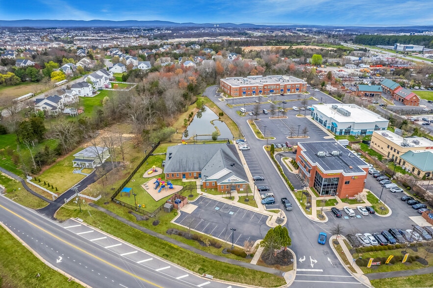 More Photos Of 43181 Amberwood Plz, Chantilly Schools For Sale