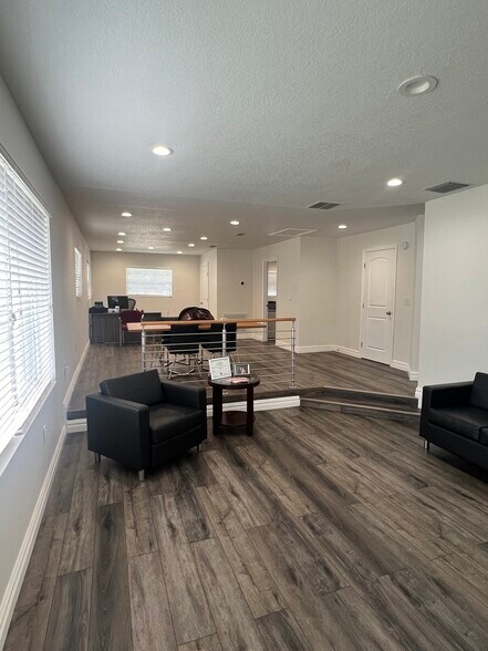 More Photos Of 2424 Sunset Point Rd, Clearwater Medical For Lease