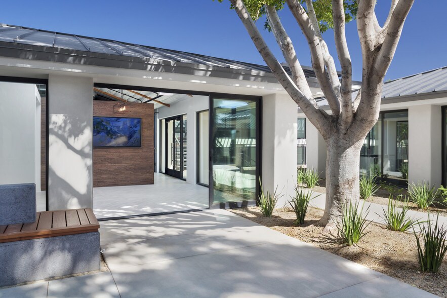 More Photos Of 6320 E Thomas Rd, Scottsdale Unknown For Lease