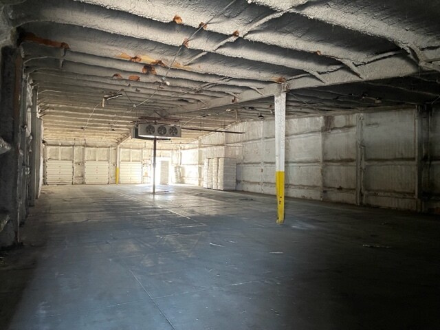 More Photos Of 26444 County Road 33 S, Groveland Warehouse For Lease