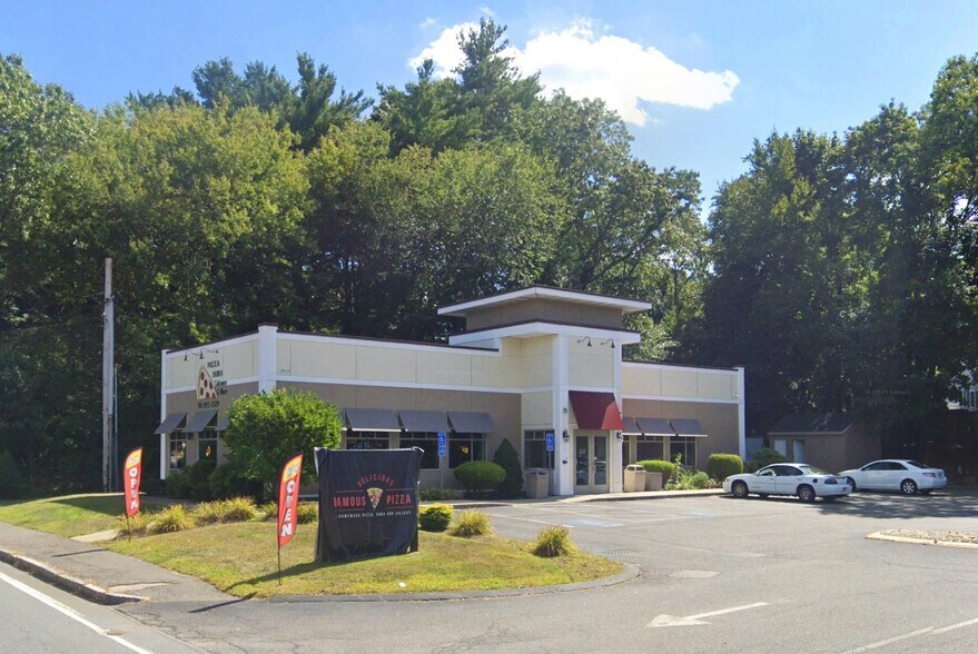 Primary Photo Of 303 Grove St, Braintree General Retail For Lease