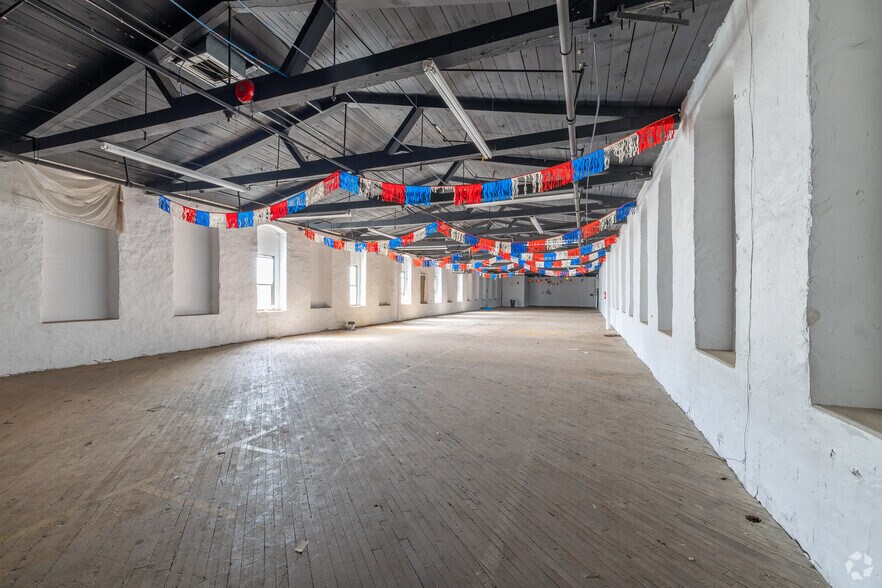 More Photos Of 50 Hulmeville Ave, Penndel Warehouse For Sale