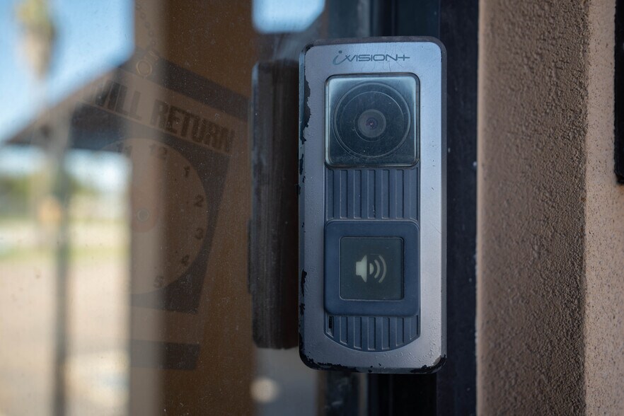 More Photos Of 101 E Crockett Ave, Alamo Office For Sale