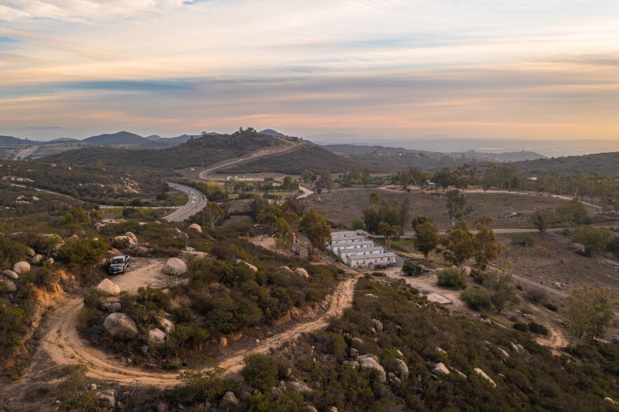 More Photos Of 15348 Running Deer Trl, Poway Manufactured Housing Mobile Home Park For Sale