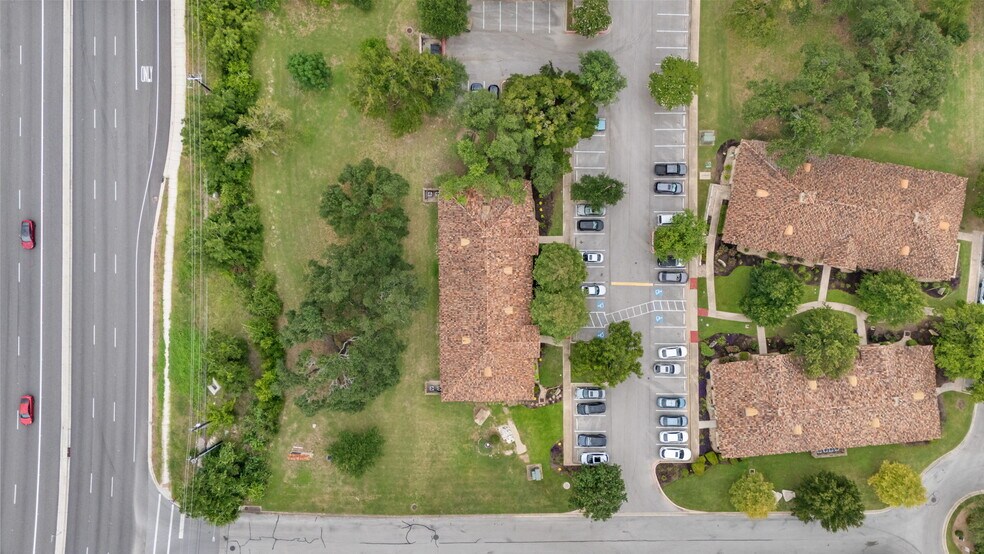 More Photos Of 6618 Sitio Del Rio Blvd, Austin Office For Sale