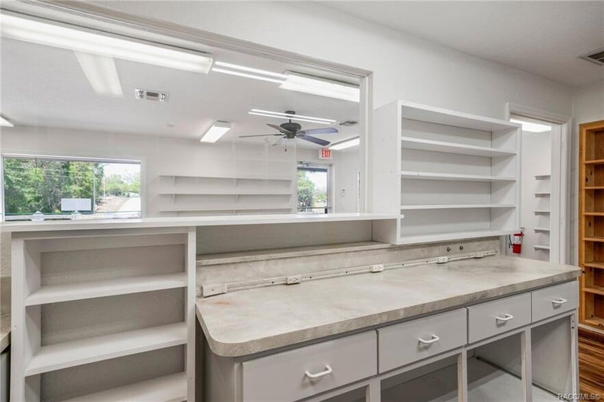 More Photos Of 3490 W Dunnellon Rd, Dunnellon Storefront Retail Office For Sale