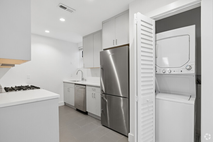 More Photos Of 2115-2129 Hyde St, San Francisco Apartments For Sale
