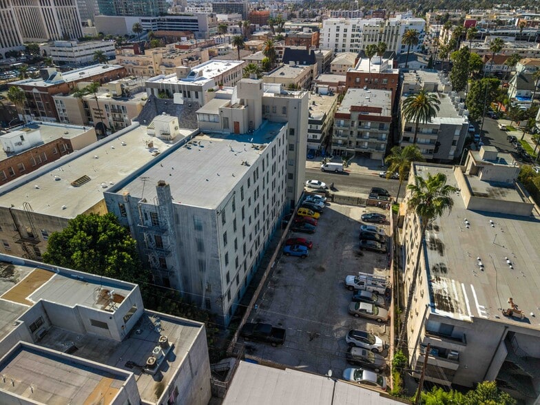 More Photos Of 512 S Hobart Blvd, Los Angeles Apartments For Sale