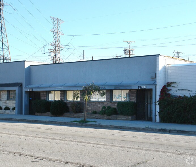 More Photos Of 5706 Cahuenga Blvd, North Hollywood Loft Creative Space For Lease