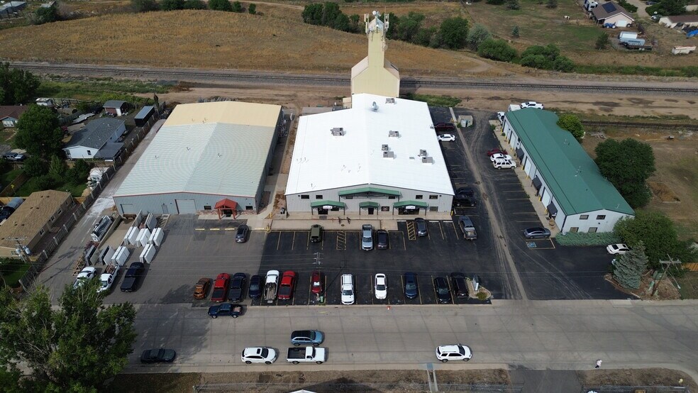More Photos Of 8017 S 1st St, Wellington Warehouse For Lease