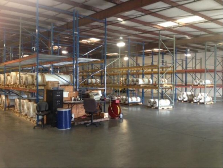 More Photos Of 925 Berry Shoals Rd, Duncan Warehouse For Lease