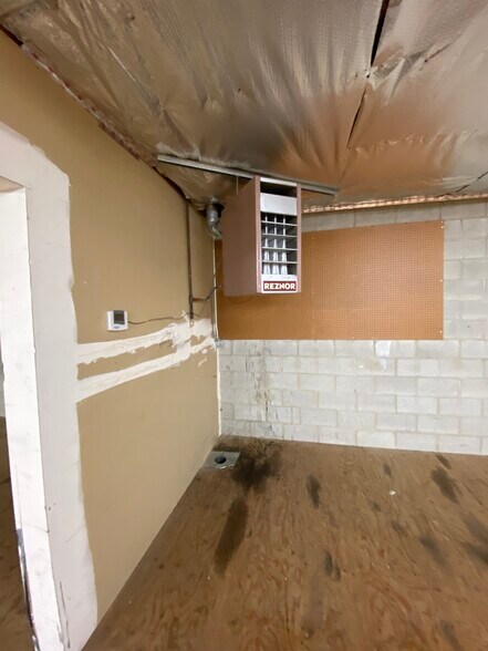 More Photos Of 4316 W Overland Rd, Boise Freestanding For Lease