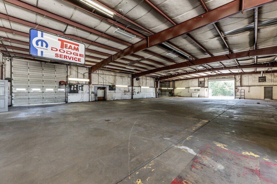 More Photos Of , Huntsville General Retail For Sale