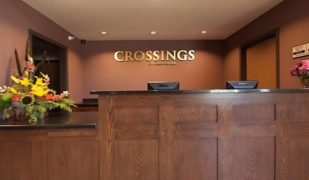 More Photos Of 211 W Main St, Parkers Prairie Hotel For Sale