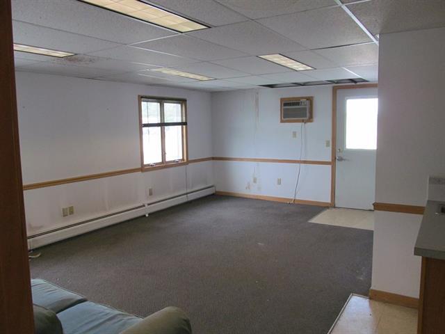 More Photos Of 364 Washington St, Claremont Freestanding For Sale
