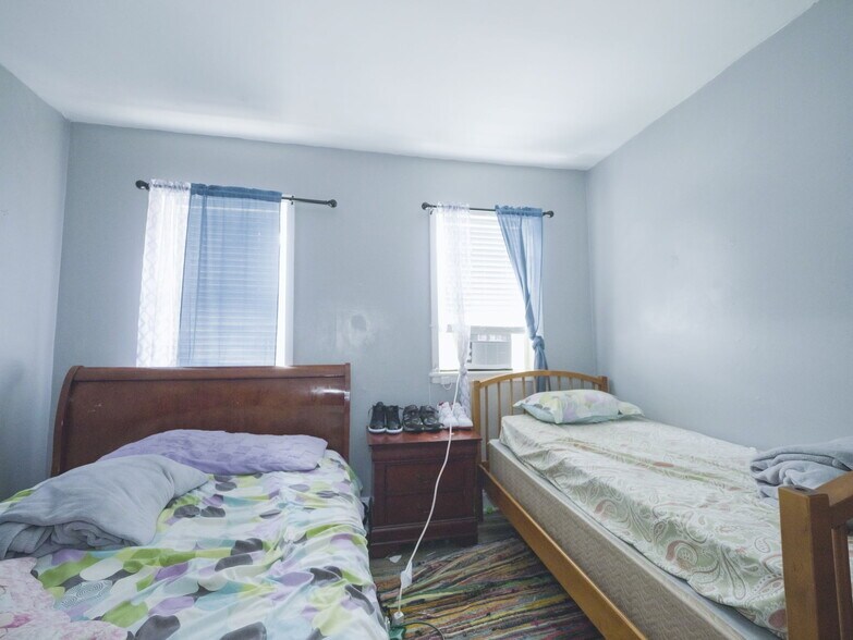 More Photos Of 81 William St, Newburgh Multifamily For Sale