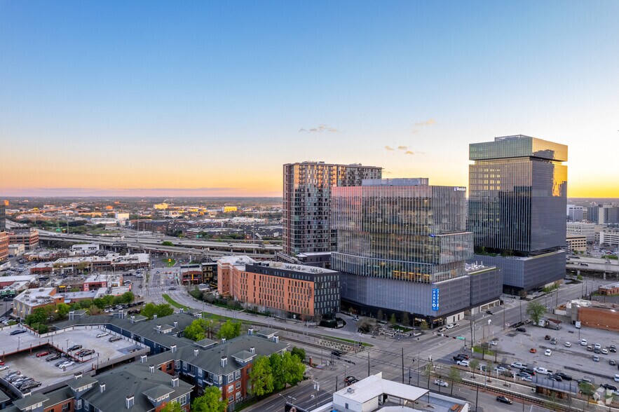 More Photos Of 2550 Pacific Ave, Dallas Coworking Space