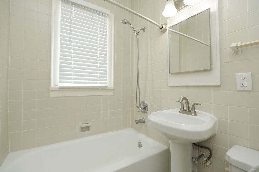 More Photos Of 717 Broadway St, Galveston Apartments For Sale