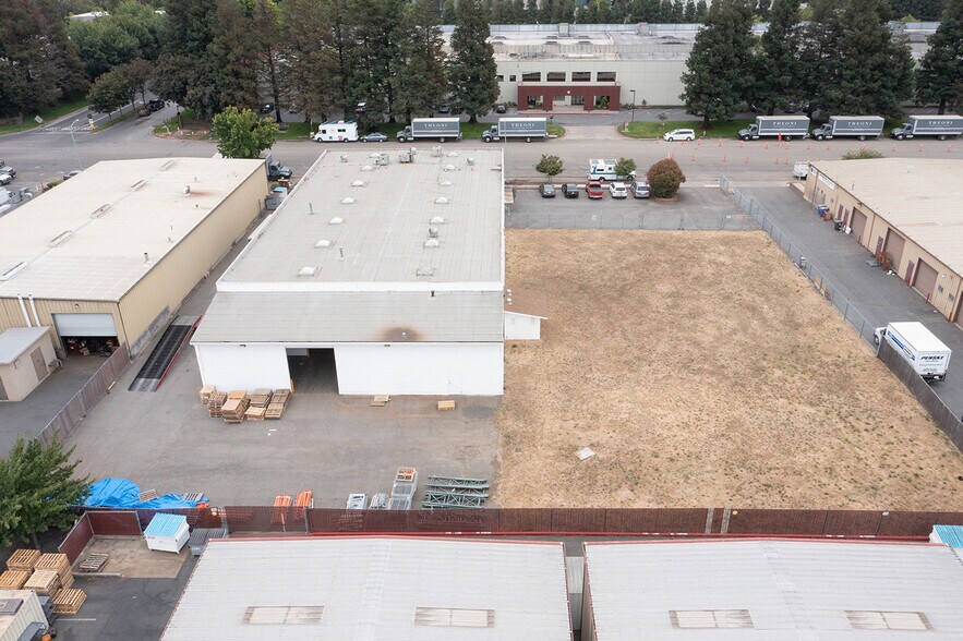 More Photos Of 962 Kaiser Rd, Napa Warehouse For Sale