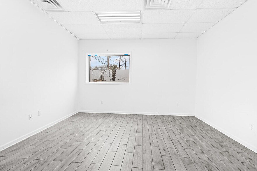 More Photos Of 1 W Englewood Ave, Englewood Freestanding For Lease