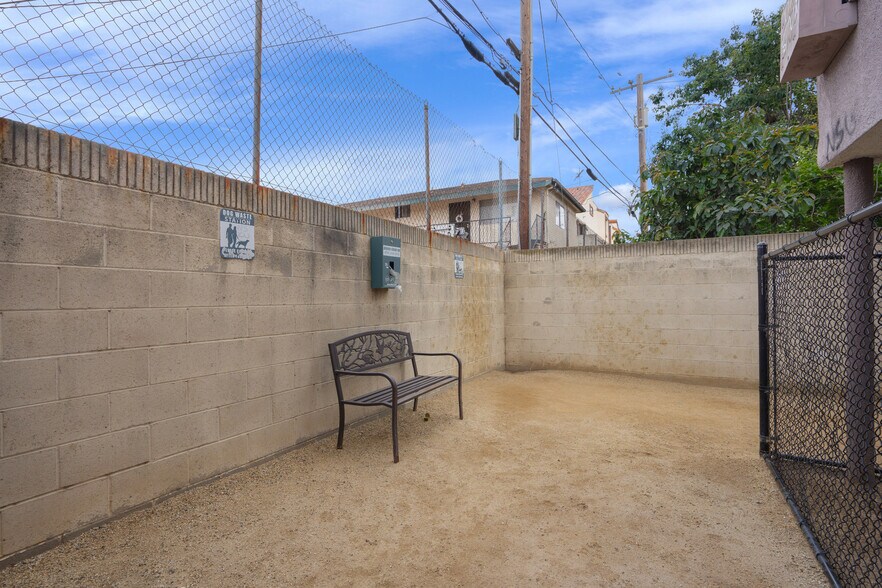 More Photos Of 1225 W 166th St, Gardena Apartments For Sale