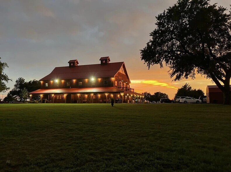 More Photos Of 347599 E 5400 Rd, Glencoe Lodge Meeting Hall For Sale