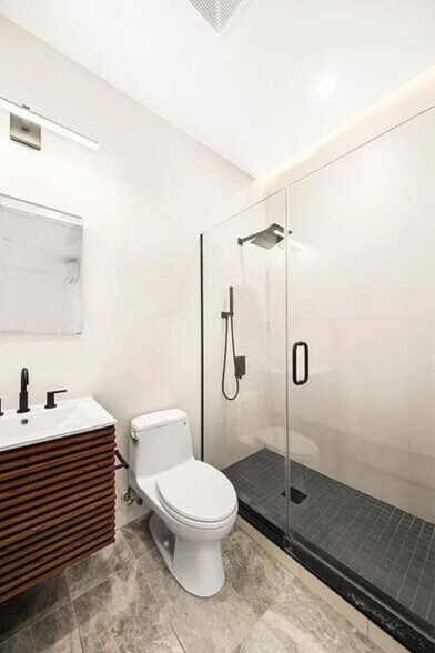 More Photos Of 475 6th Ave, Brooklyn Apartments For Sale