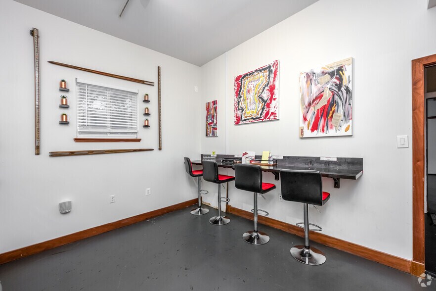 More Photos Of 4328 Farragut St, Hyattsville Loft Creative Space For Sale