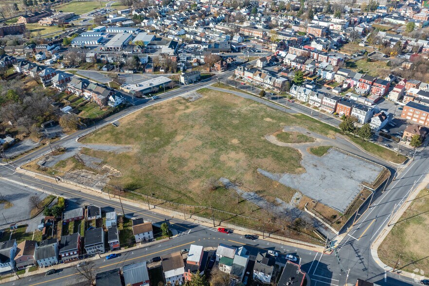 More Photos Of 251 E Antietam St, Hagerstown Land For Lease