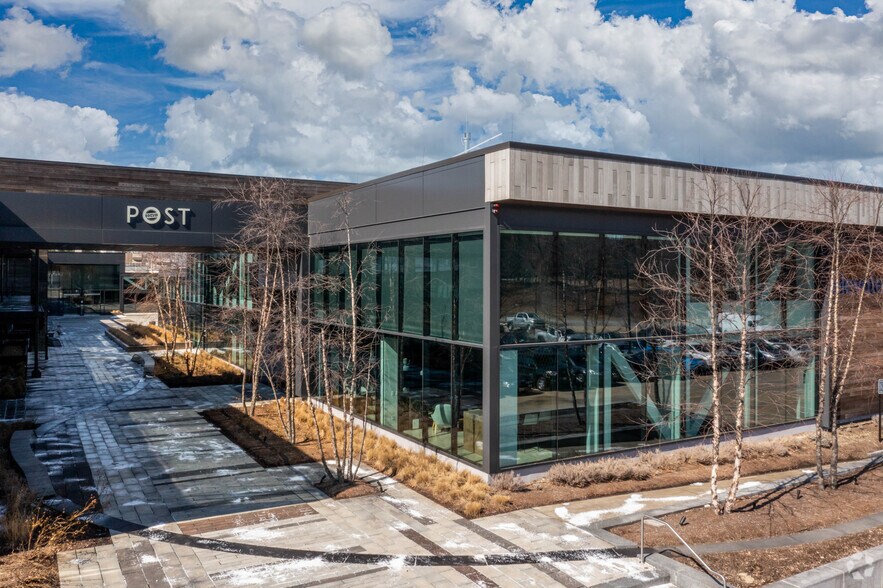 More Photos Of 200 Smith St, Waltham Office For Lease