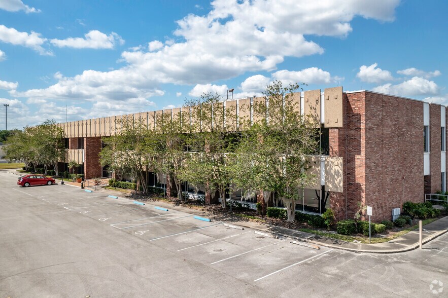 More Photos Of 6990 Lake Ellenor Dr, Orlando Office For Lease