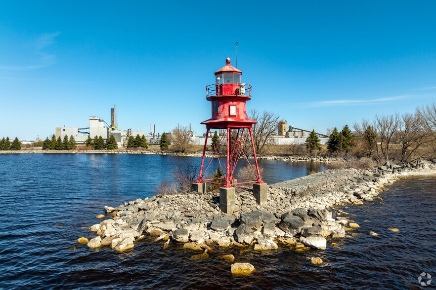 More Photos Of 416 Ford Ave, Alpena Hotel For Sale