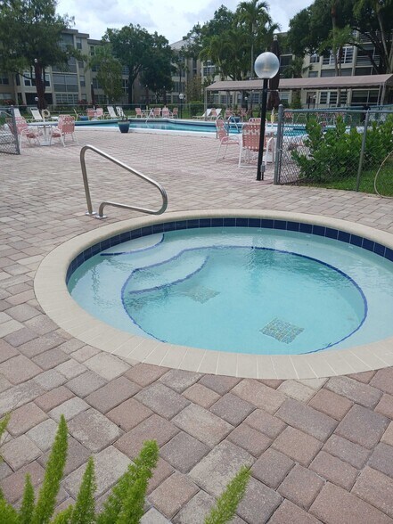 More Photos Of 2901 NW 48th Ave, Lauderdale Lakes Apartments For Sale