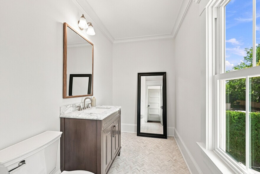 More Photos Of 8 S Main St, New Milford Office For Sale