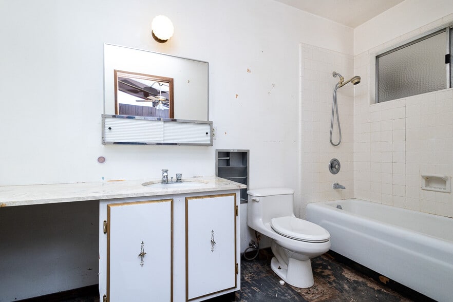 More Photos Of 6433 Mother Lode Dr, Placerville Office For Sale