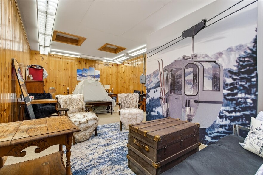 More Photos Of 66 Duttonsville School dr, Cavendish Schools For Sale