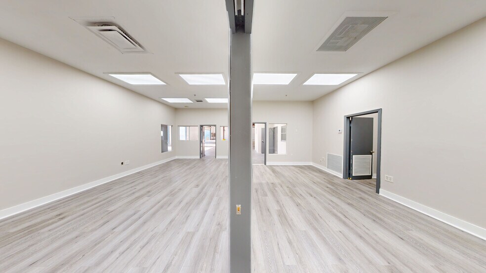 More Photos Of 8007-8115 NW 74th Ave, Miami Warehouse For Lease