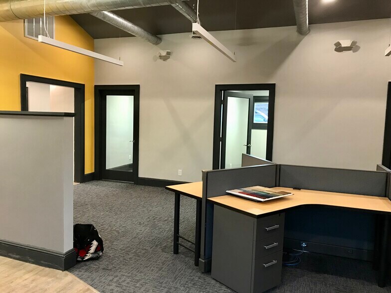 More Photos Of 2-14 Fair Lawn Ave, Fair Lawn Office Residential For Lease