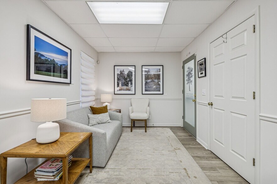 More Photos Of 159-167 Belle Forest Cir, Nashville Office For Lease