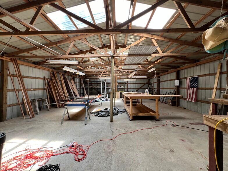 More Photos Of 450 Pinion Dr, Bella Vista Self Storage For Sale