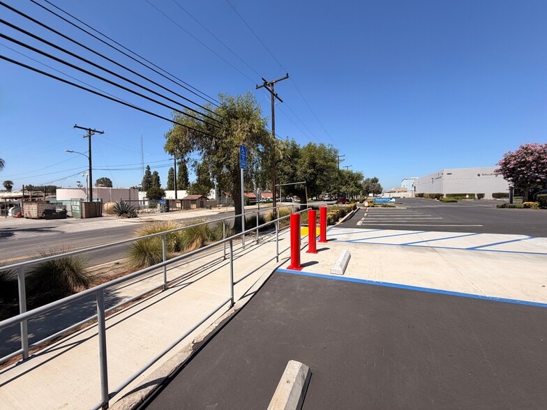More Photos Of 1255 W 9th St, Upland Warehouse For Lease